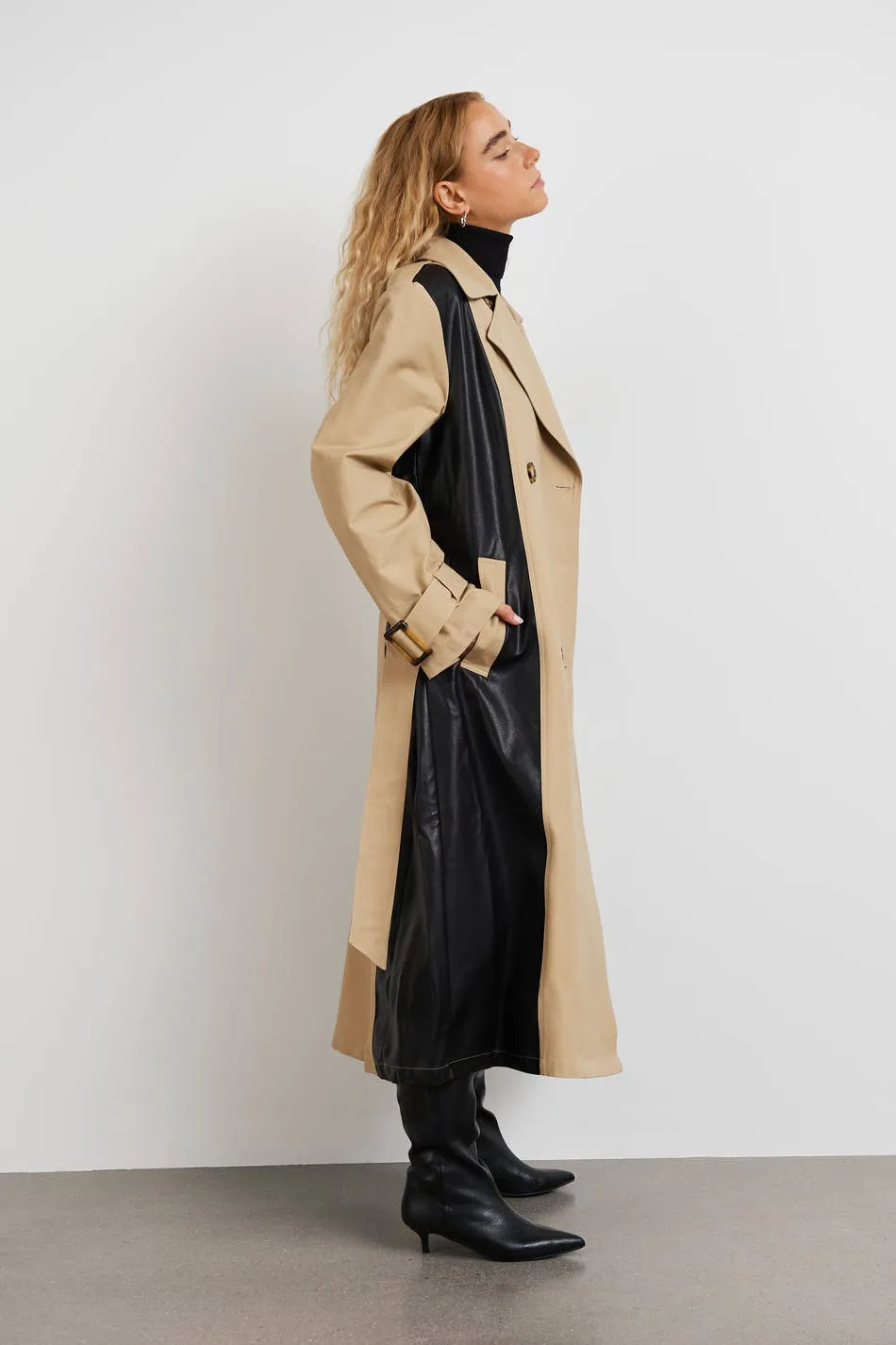 Linn trench coat