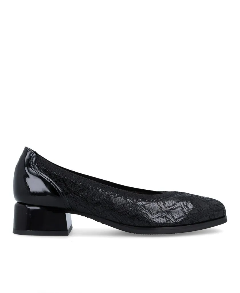 Pitillos 5424 Black snake ballerina with heel