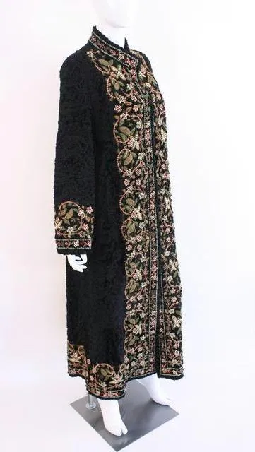 Rare OSCAR DE LA RENTA Couture 2002 Embroidered Broadtail Lamb Fur Coat