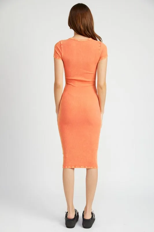 SHORT SLEEVE BODYCON MIDI DRESS