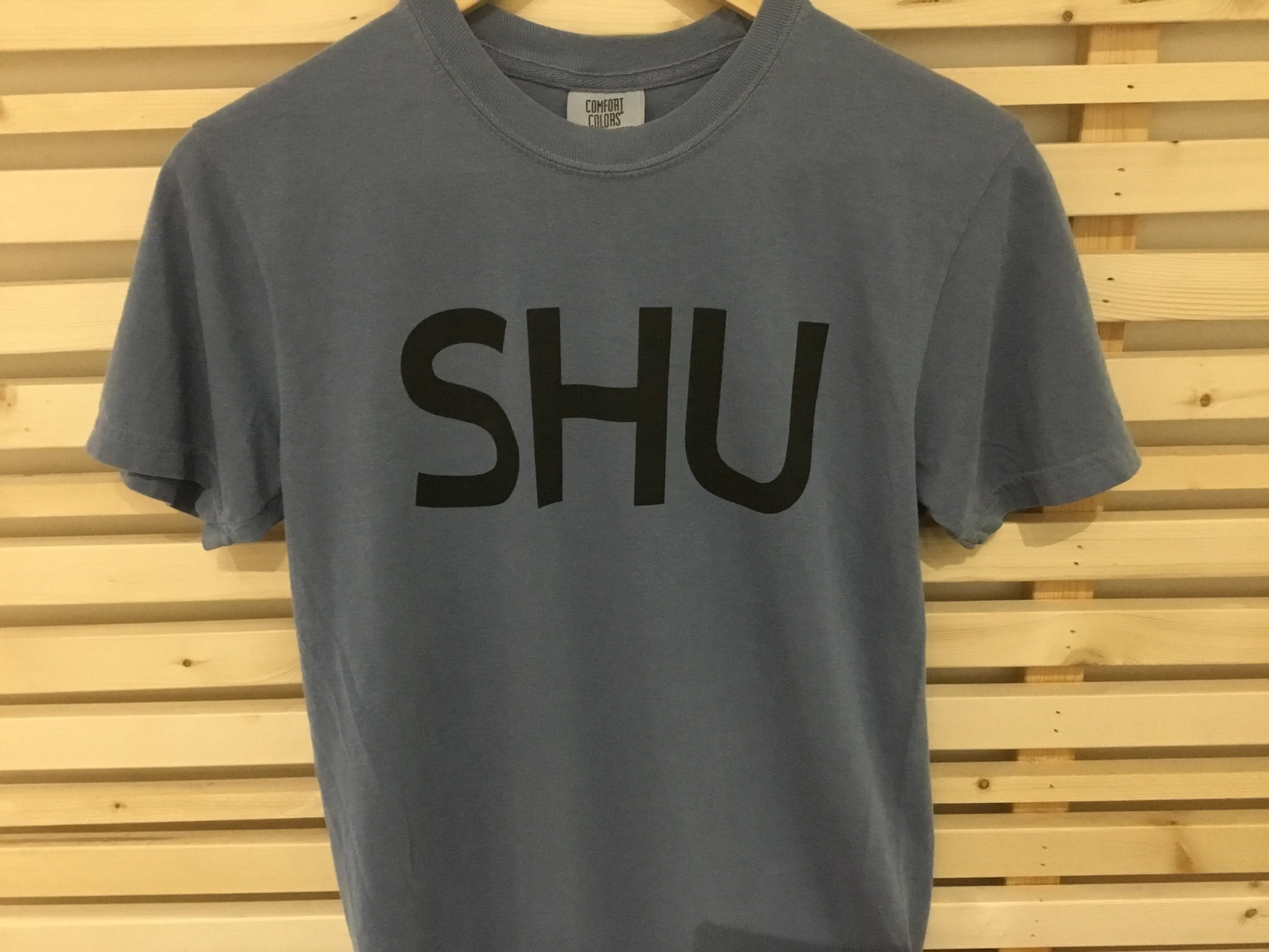 SHU Retro Unisex Tee Shirt Lake & Life