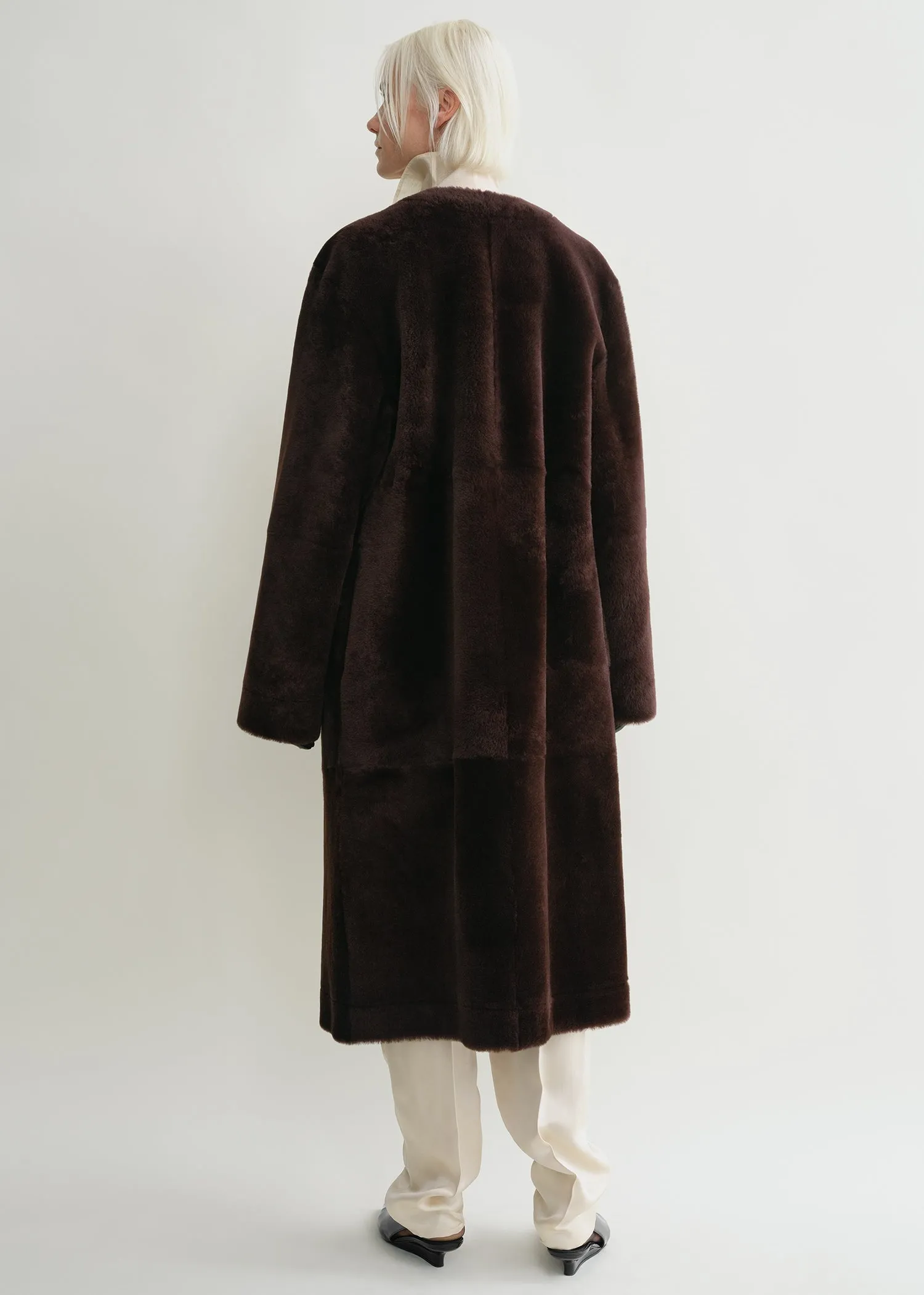 Soft shearling coat bark