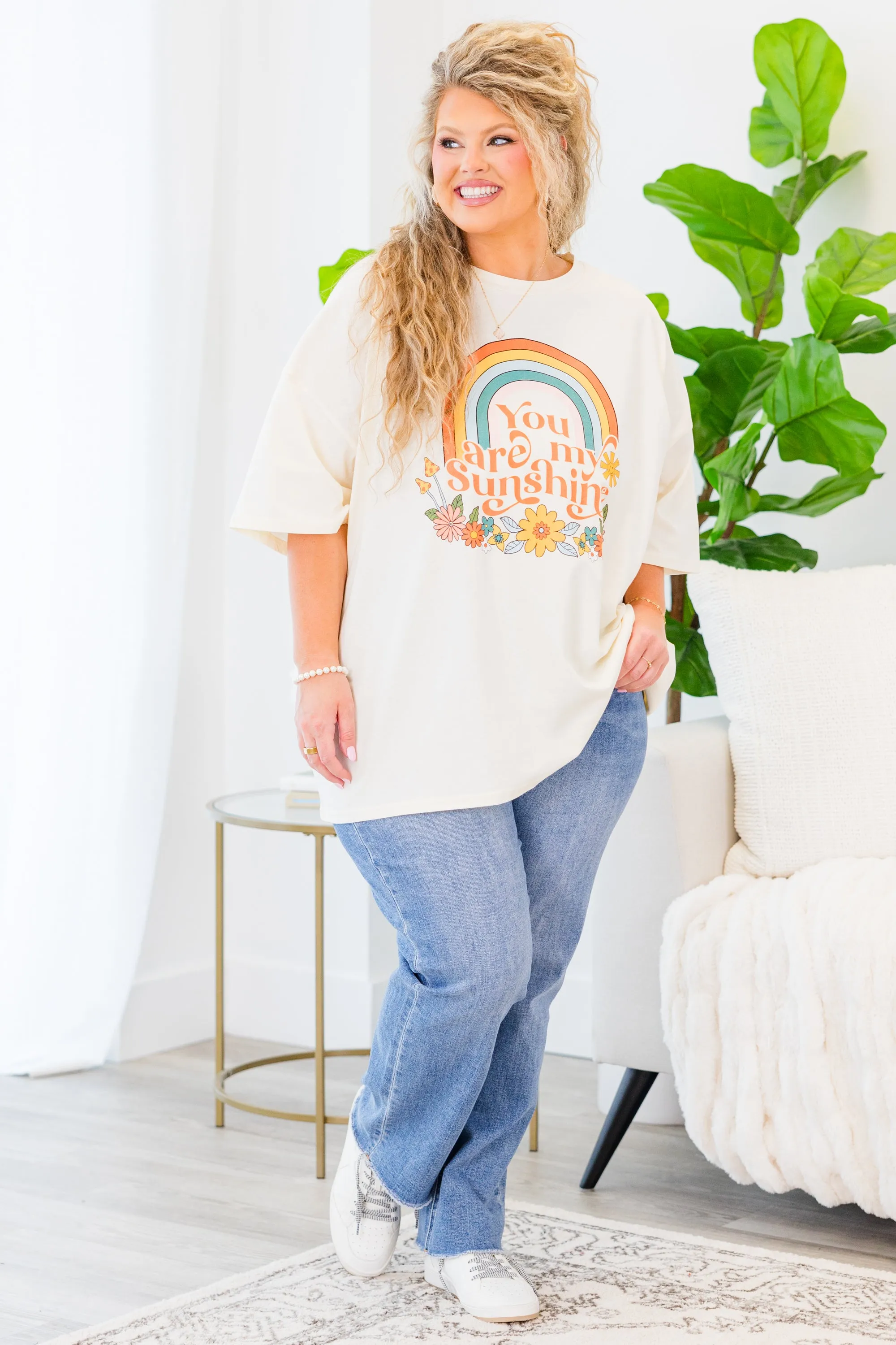 Sunshine All Around Boyfriend Tee, Ivory