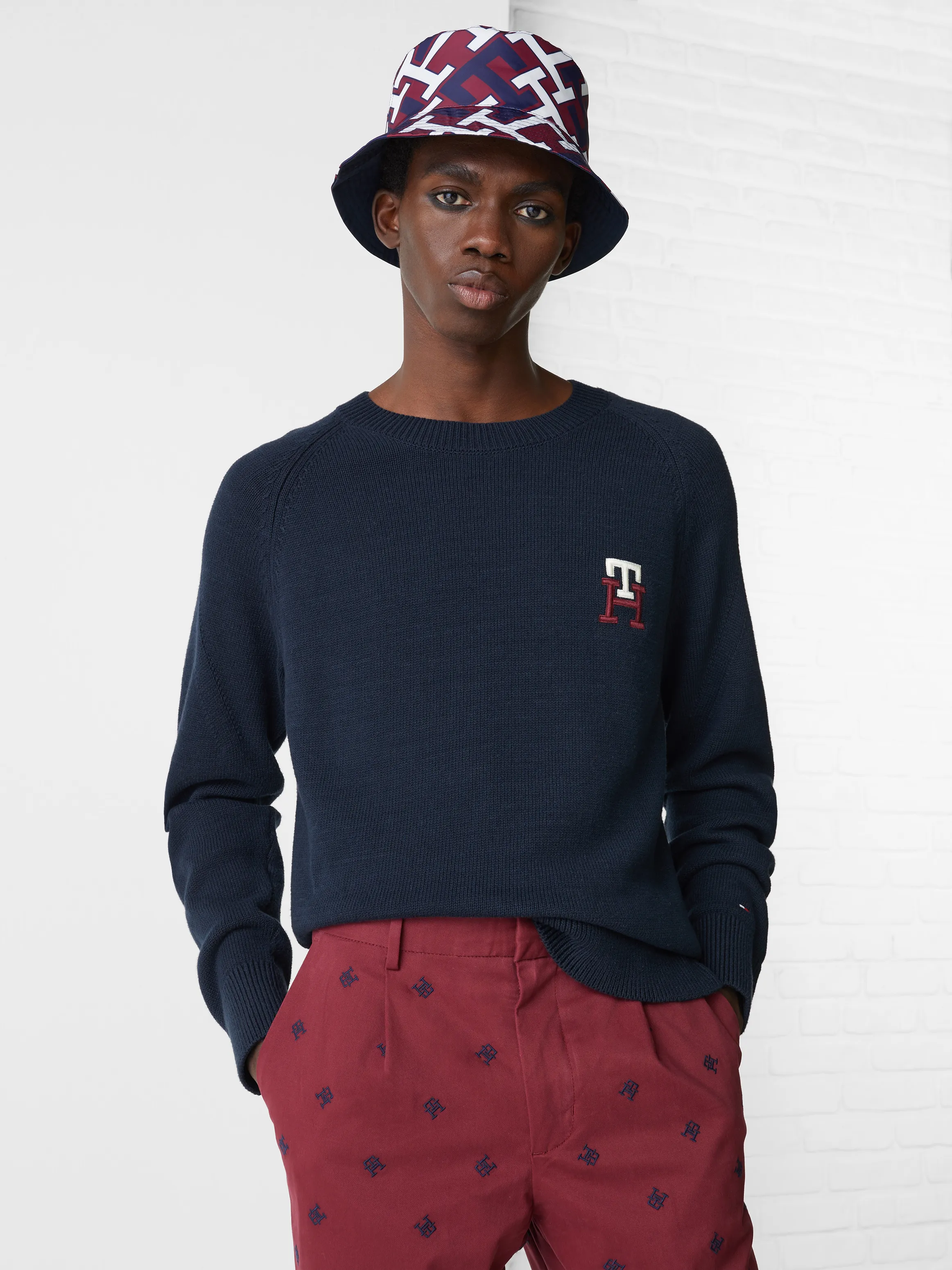 Th Monogram Supima Relaxed Jumper | Sweatshirts & Hoodies | Tommy Hilfiger